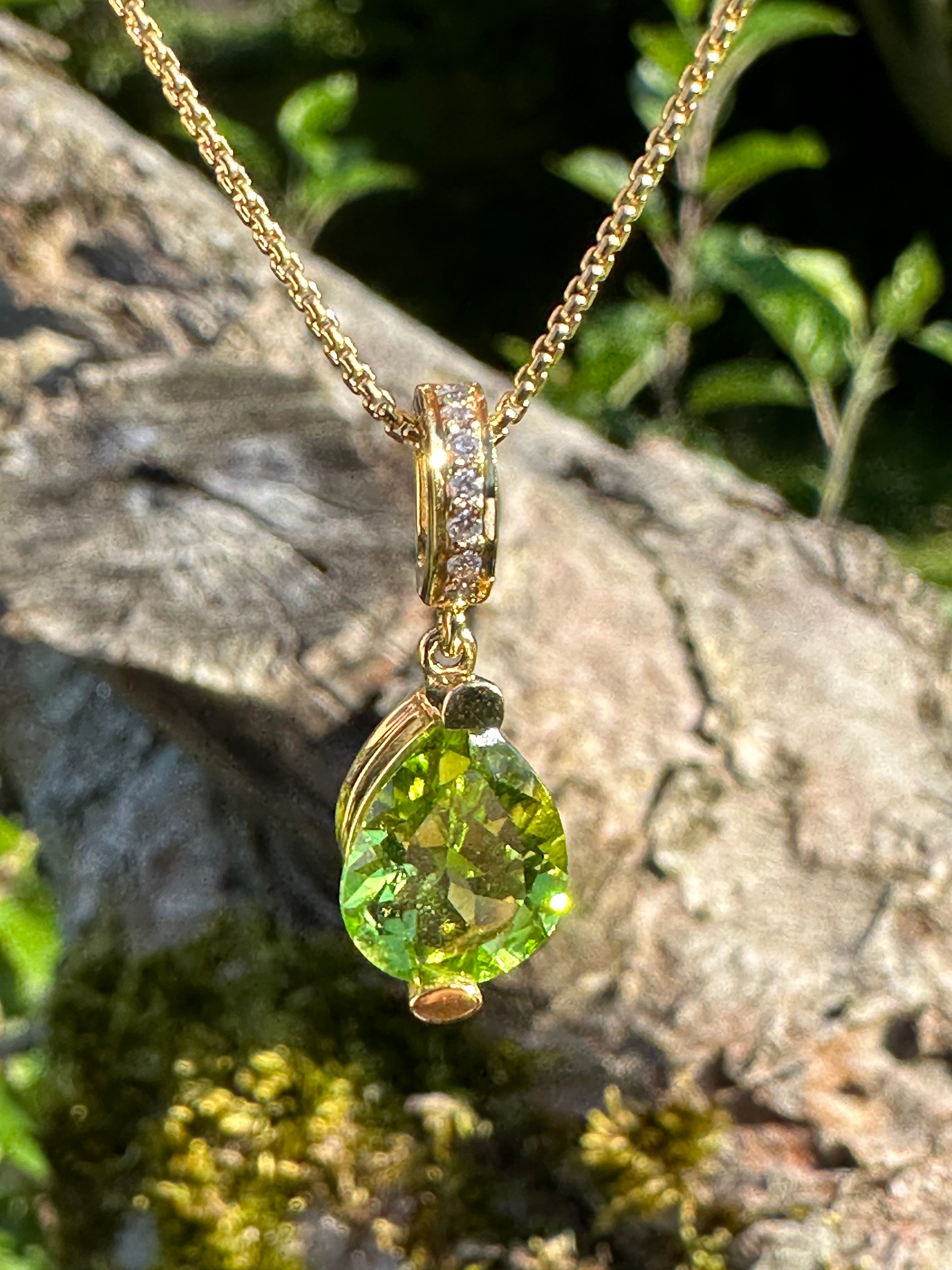 Peridot teardrop store necklace