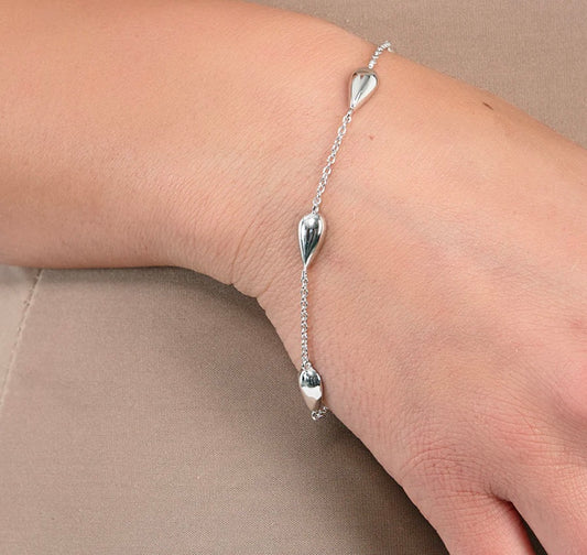 Silver station teardrop bracelet Bracelet Lucy Q   